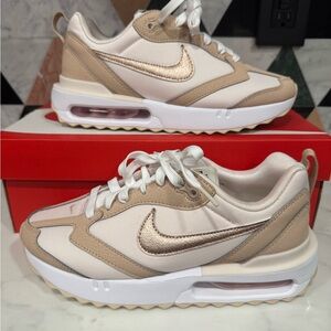 NWOT. Nike Women’s Air Max Beige/White Casual Sneakers